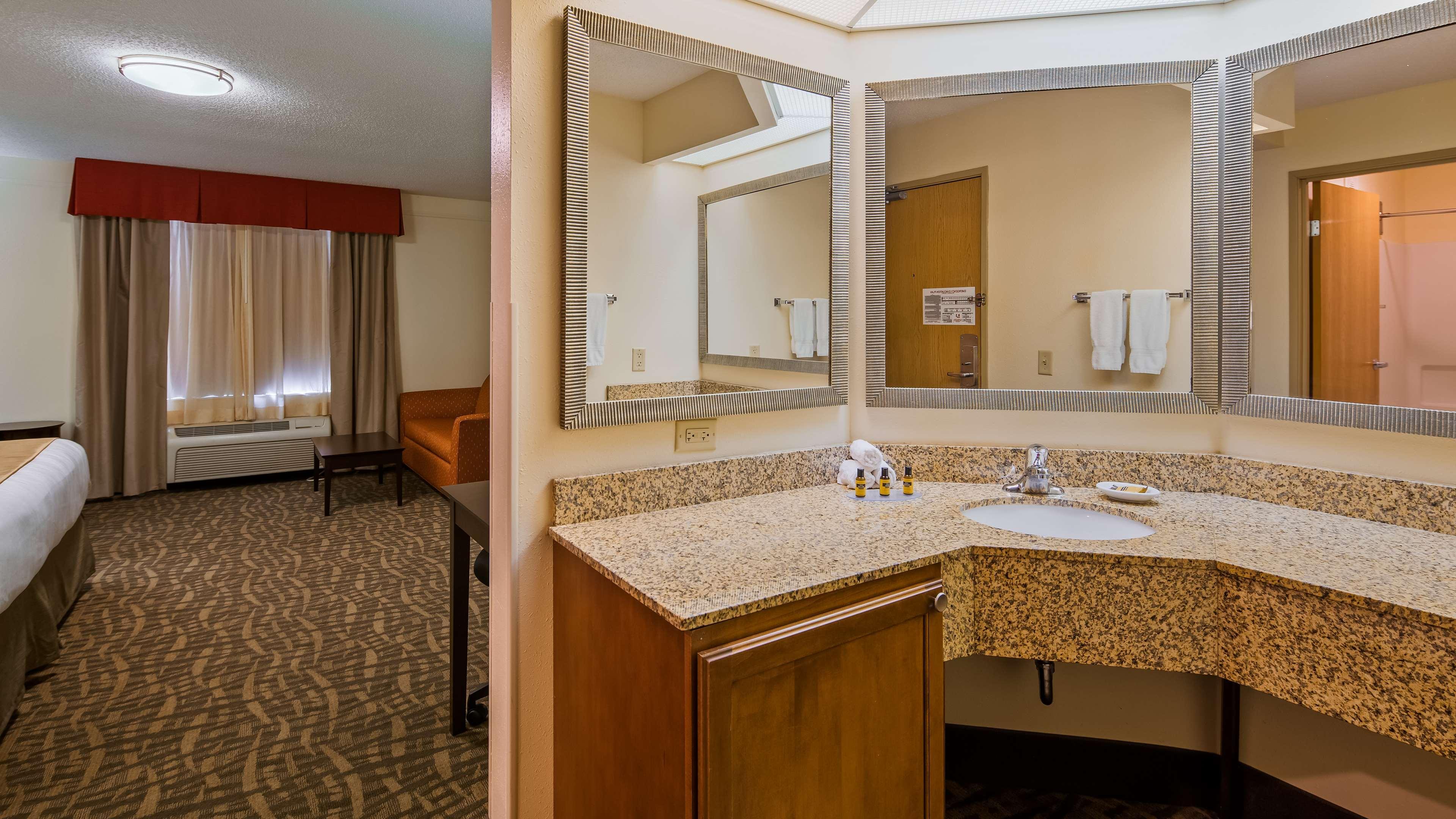 Best Western Plus Пеория Екстериор снимка