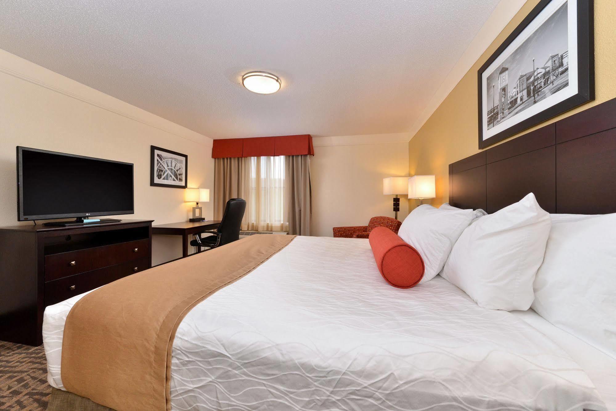 Best Western Plus Пеория Екстериор снимка