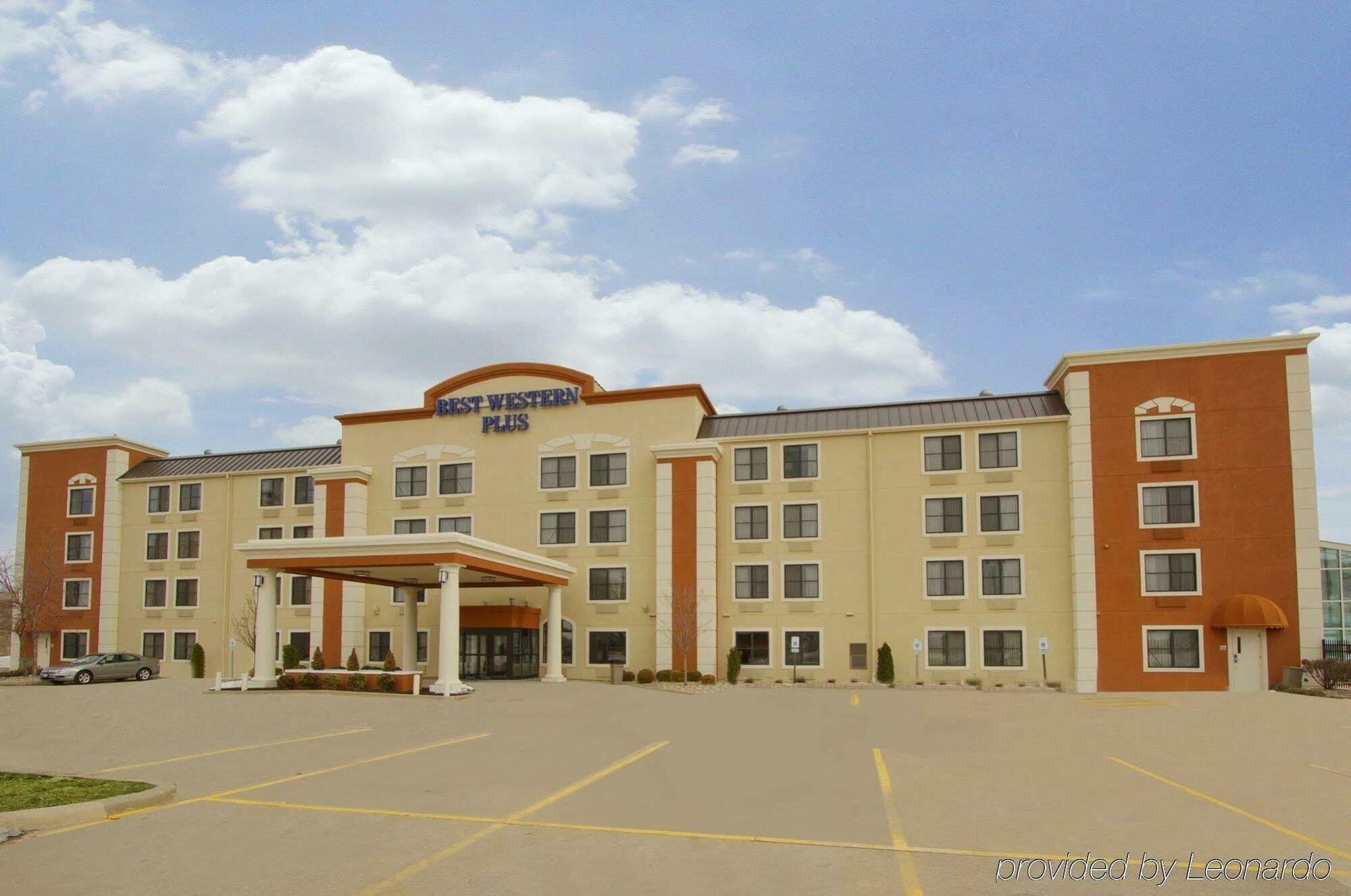 Best Western Plus Пеория Екстериор снимка